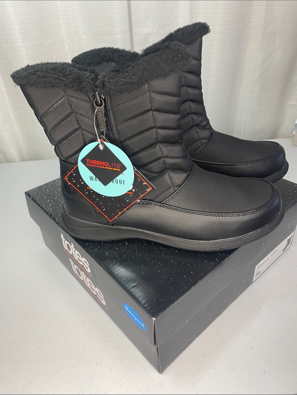 totes Black Quilted Waterproof Insulated Boots with Faux Fur Collar
